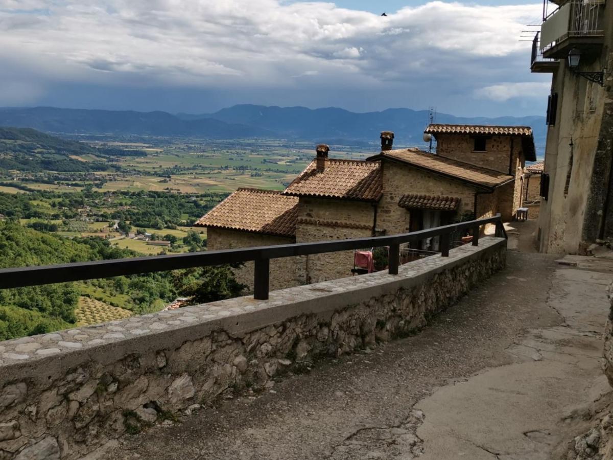 Il Torrione Villa Poggio Bustone Eksteriør billede