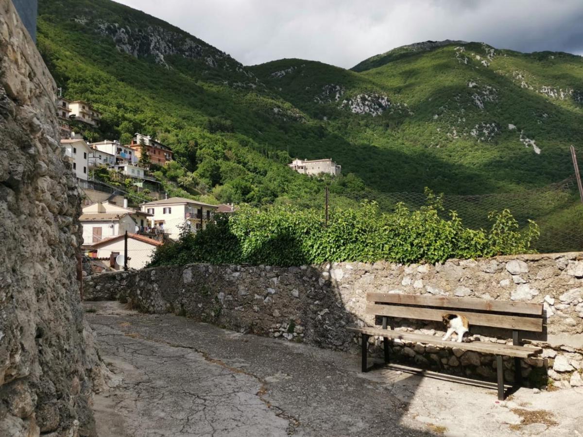 Il Torrione Villa Poggio Bustone Eksteriør billede