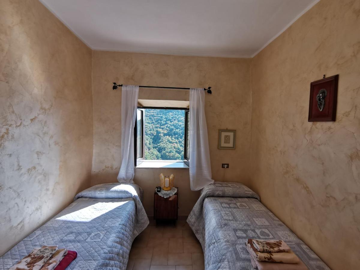 Il Torrione Villa Poggio Bustone Eksteriør billede